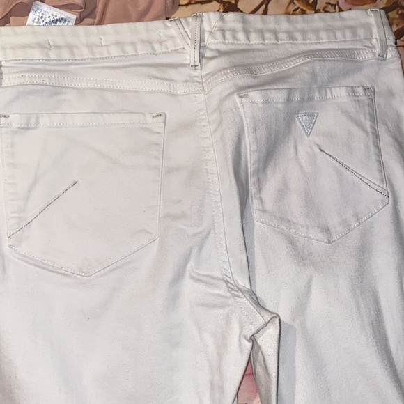 GUESS JEANS SIZE 32 - Picture 4 of 4